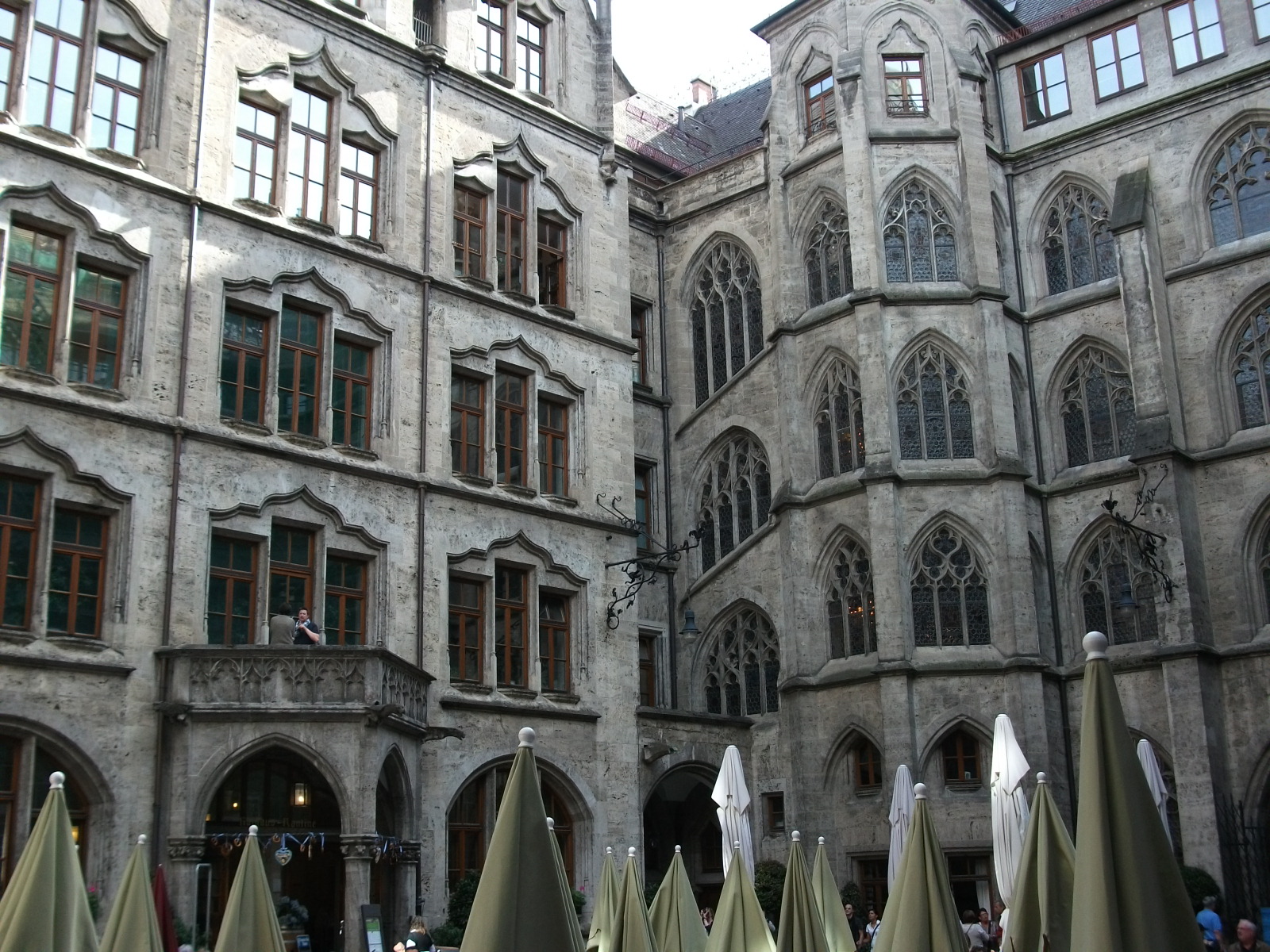 A Londoner from Afar Goes to Munich1 - Old Rathaus