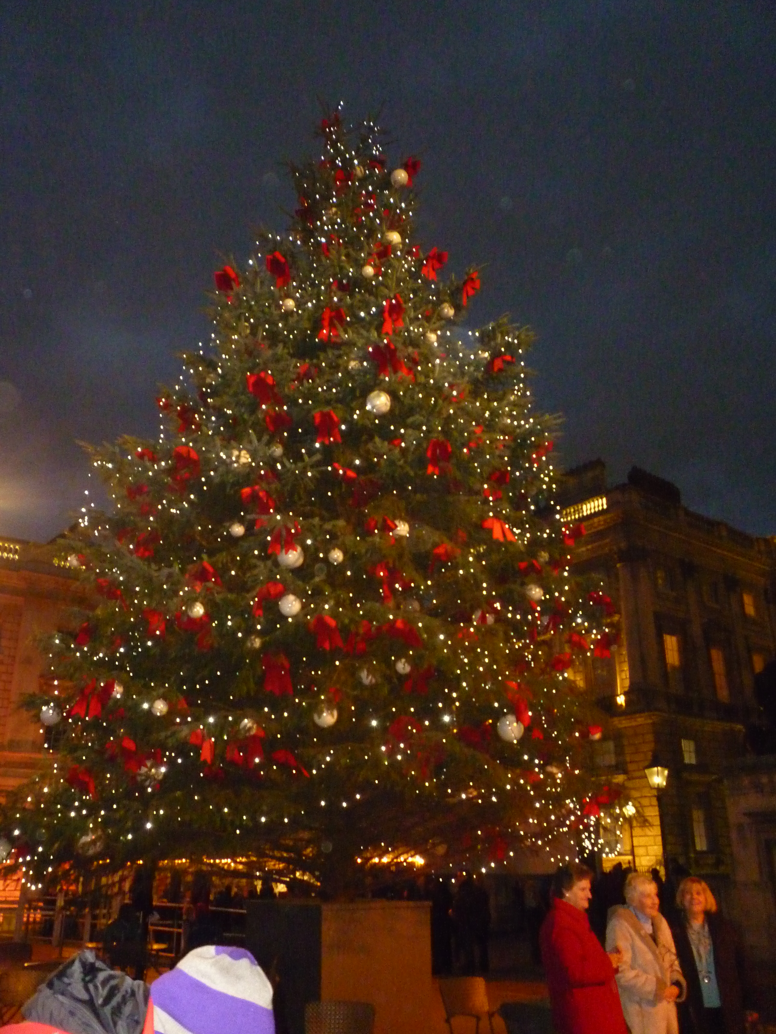 Innovative Christmas Trees in London2